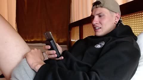 Snapshot of hercules__ chatting on 22, 2, 2025 Gregblonde  Alextattoo online show from 22, 2, 2025