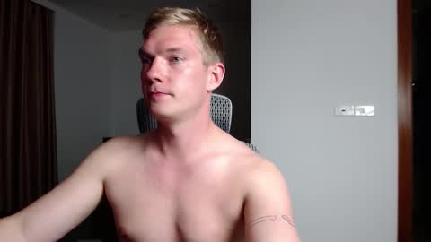 Snapshot of hercules__ chatting on 25, 9, 2025 Gregblonde  Alextattoo online show from 25, 9, 2025