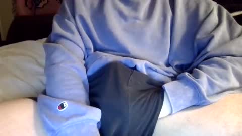 heretopleaseyou446029 online show from 4, 3, 2026