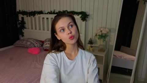 Snapshot of herminasouth chatting on 16, 3, 2026 Nicole online show from 16, 3, 2026