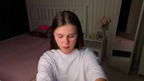 Snapshot of herminasouth chatting on 27, 3, 2026 Nicole online show from 27, 3, 2026