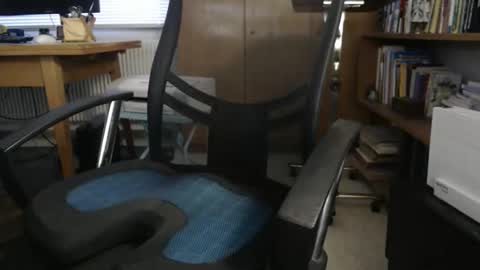 hero0111 online show from 15, 11, 2025