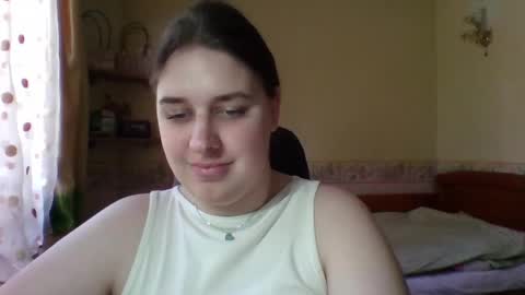 hess_luna_ online show from 5, 5, 2026