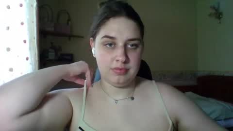 hess_luna_ online show from 10, 6, 2026