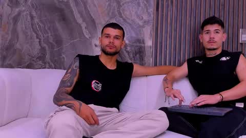 Snapshot of heteros_men chatting on 24, 11, 2025 heteros men online show from 24, 11, 2025