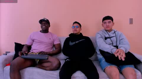 Snapshot of heteros_men chatting on 29, 11, 2025 heteros men online show from 29, 11, 2025