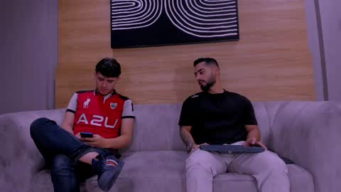 Snapshot of heteros_men chatting on 1, 12, 2025 heteros men online show from 1, 12, 2025