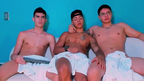 Snapshot of heteros_men chatting on 16, 3, 2026 heteros men online show from 16, 3, 2026