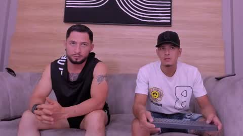 heteros men online show from 14, 5, 2026