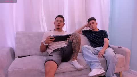 Snapshot of heteros_men chatting on 24, 6, 2026 heteros men online show from 24, 6, 2026