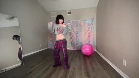 Snapshot of hexivu chatting on 24, 2, 2025 salem online show from 24, 2, 2025