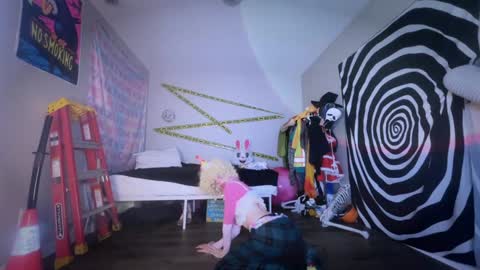 Snapshot of hexivu chatting on 2, 10, 2025 salem online show from 2, 10, 2025