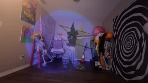 Snapshot of hexivu chatting on 20, 10, 2025 salem online show from 20, 10, 2025