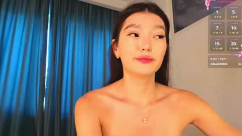 Snapshot of hey_herbal chatting on 15, 6, 2026 Audrey online show from 15, 6, 2026