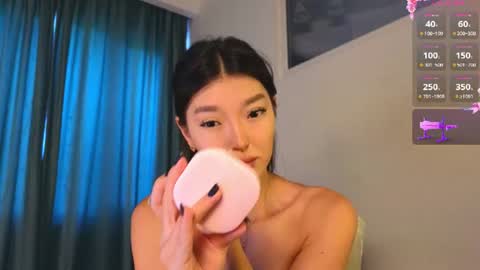 Snapshot of hey_herbal chatting on 23, 6, 2026 Audrey online show from 23, 6, 2026