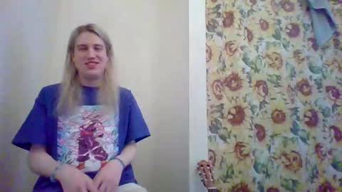Snapshot of hey_mikky chatting on 11, 3, 2025 hey_mikky online show from 11, 3, 2025