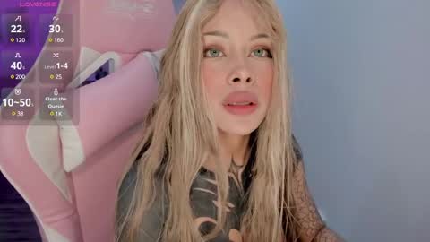 Snapshot of heybambino_ chatting on 10, 3, 2025 Bambi.....Help me get 100 likes in the satisfaction bar. online show from 10, 3, 2025