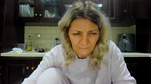 Snapshot of heyheygrey chatting on 29, 12, 2024 Heyheygrey online show from 29, 12, 2024