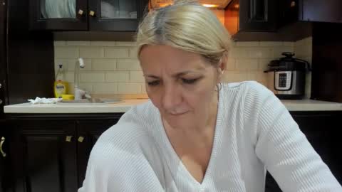 Heyheygrey online show from 18, 9, 2025