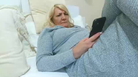 Snapshot of heyheygrey chatting on 9, 4, 2026 Heyheygrey online show from 9, 4, 2026