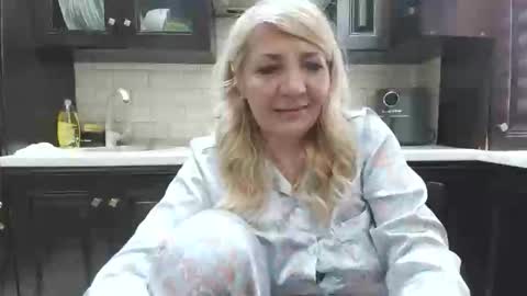 Snapshot of heyheygrey chatting on 17, 4, 2026 Heyheygrey online show from 17, 4, 2026