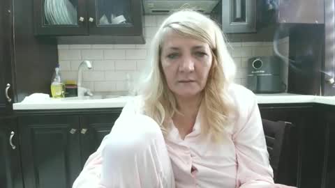 Snapshot of heyheygrey chatting on 4, 5, 2026 Heyheygrey online show from 4, 5, 2026