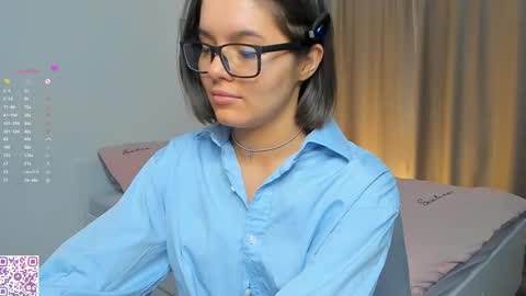 Snapshot of heyim_laura chatting on 18, 1, 2026 Laura online show from 18, 1, 2026