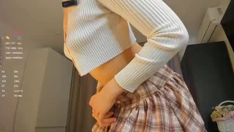 Snapshot of heyim_laura chatting on 21, 2, 2026 Laura online show from 21, 2, 2026