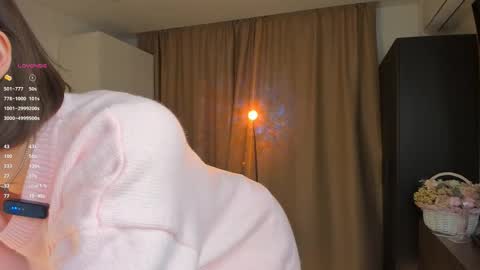 Snapshot of heyim_laura chatting on 22, 2, 2026 Laura online show from 22, 2, 2026