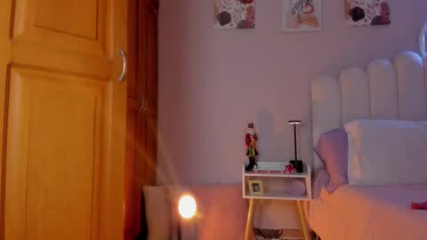 Snapshot of heymartina chatting on 17, 12, 2025 Martina Ricci Show schedule Monday to Friday 8am colombia time I work some weekends online show from 17, 12, 2025