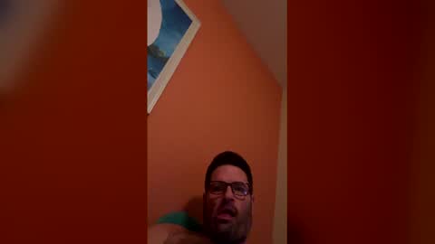 Snapshot of heynow393209 chatting on 20, 12, 2025 heynow393209 online show from 20, 12, 2025