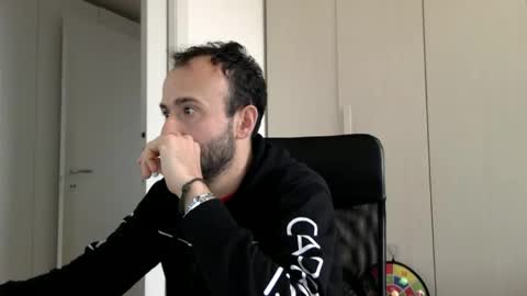 Snapshot of hhombre chatting on 2, 3, 2026 hhombre online show from 2, 3, 2026