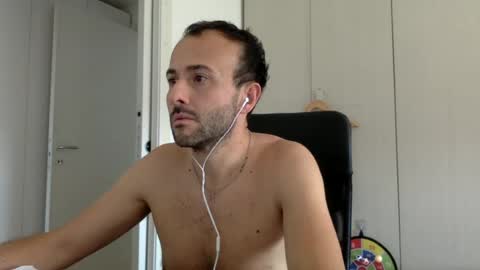 Snapshot of hhombre chatting on 18, 6, 2026 hhombre online show from 18, 6, 2026