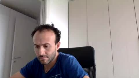 Snapshot of hhombre chatting on 23, 7, 2026 hhombre online show from 23, 7, 2026