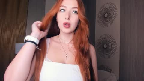 Elisa online show from 22, 9, 2025