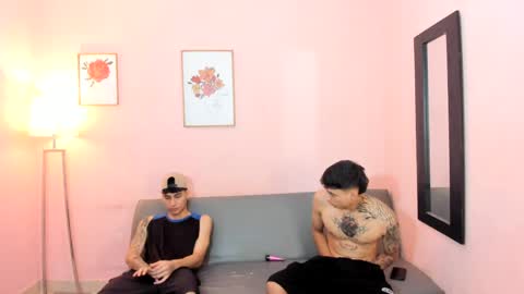 hiddendesire_ online show from 27, 4, 2026