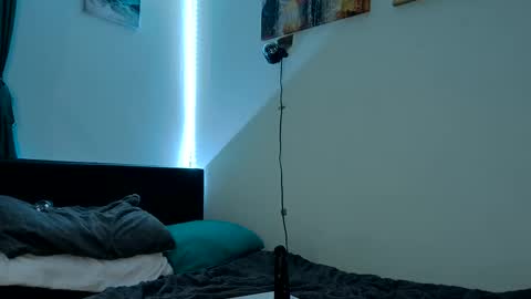 Snapshot of hideiwin42 chatting on 10, 1, 2025 hideiwin42 online show from 10, 1, 2025