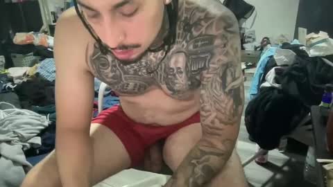 Snapshot of hihello400 chatting on 10, 10, 2025 hihello400 online show from 10, 10, 2025