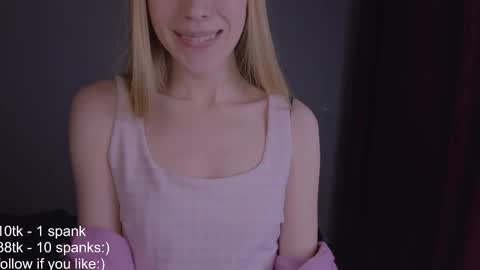 Snapshot of hihi_im_chloe chatting on 25, 1, 2025 Chloe online show from 25, 1, 2025