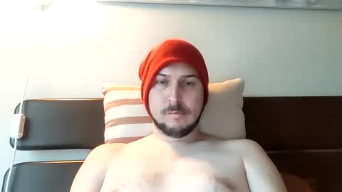 HiHiHi87 online show from 6, 12, 2024