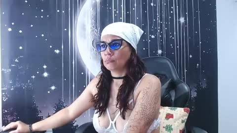hikaryfire online show from 4, 5, 2026