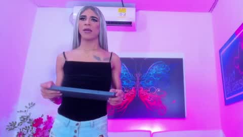 hilari_sweet online show from 21, 4, 2026