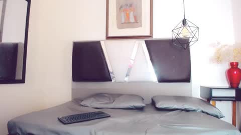 Snapshot of hilary_avilan chatting on 16, 1, 2025 Hilary Avilan online show from 16, 1, 2025