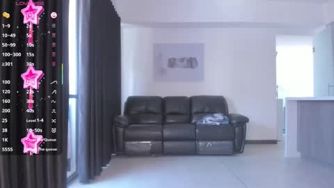 Snapshot of hilary_jones_22 chatting on 11, 2, 2026 LUNA new account FOLLOW ME online show from 11, 2, 2026