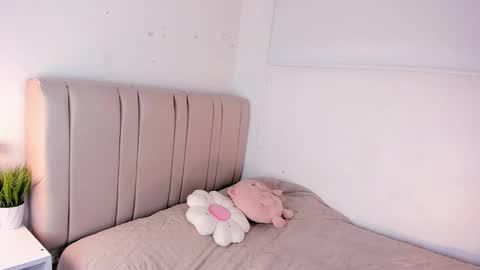 Hila online show from 20, 12, 2025