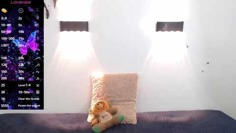 Snapshot of hilaryclowerx chatting on 6, 12, 2024 H I L A R Y online show from 6, 12, 2024