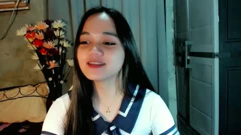 Snapshot of hilarymolly chatting on 26, 3, 2026 hilarymolly online show from 26, 3, 2026