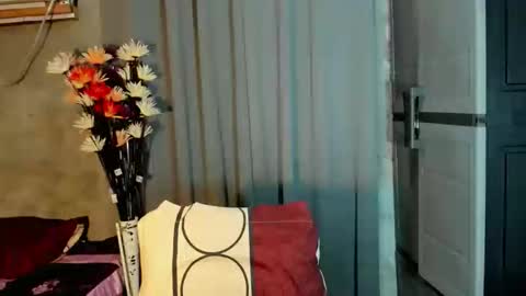 Snapshot of hilarymolly chatting on 23, 4, 2026 hilarymolly online show from 23, 4, 2026