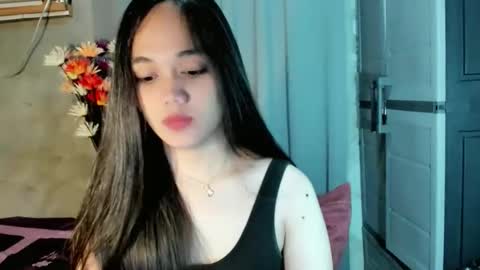 Snapshot of hilarymolly chatting on 24, 4, 2026 hilarymolly online show from 24, 4, 2026