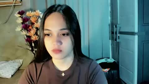 Snapshot of hilarymolly chatting on 27, 4, 2026 hilarymolly online show from 27, 4, 2026